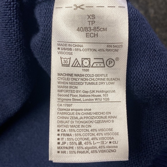 Banana republic navy blue short sleeve sweater Pom detail on sleeves size XS - Picture 6 of 6